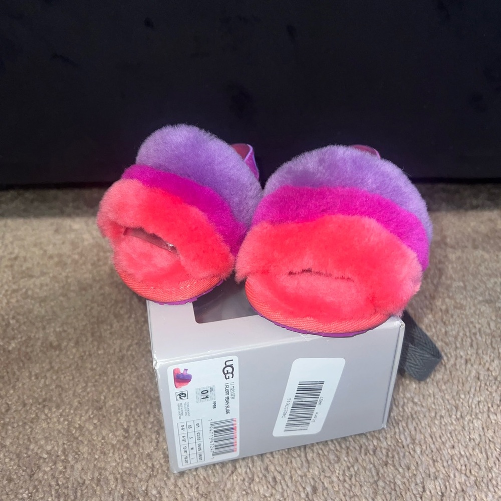 UGGS
